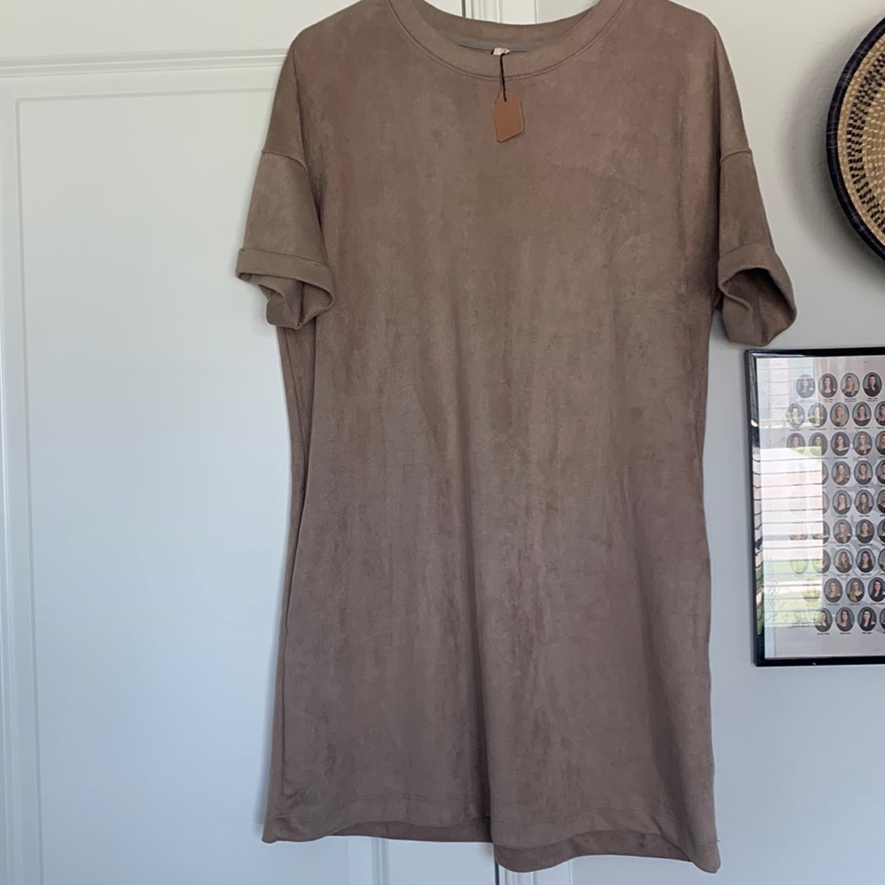 Suede short sleeve dress